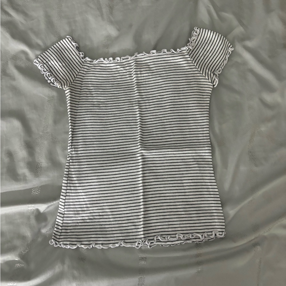 Hollister black and white striped off the shoulder top. Size S.